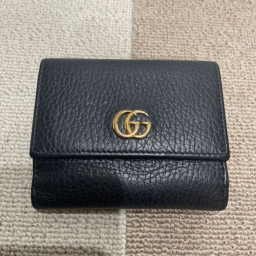 GUCCI三つ折り財布