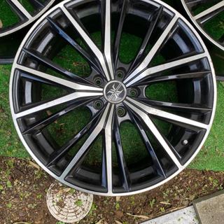 20インチ　アルミホイール　114.3×8.5j OFF 45