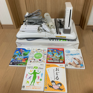 【値下げ・動作品】Wii本体・WiiFit・ソフト6本・ヌンチャク