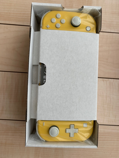 美品 Nintendo Switch lite イエロー
