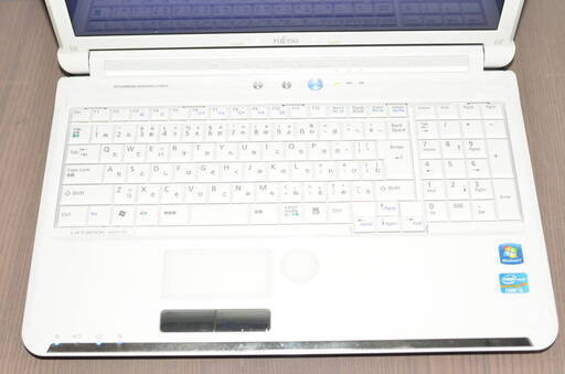 中古良品 最新Windows10+office 富士通 AH55/GC i5-2450M/新品爆速SSD250GB/4GB/15.6インチ/無線内蔵/USB3.0/ブルーレイ/HDMI/便利なソフト 中古良品 最新Windows10+office 富士通 AH55/GC i5-2450M/新品爆速