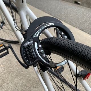 【新規受付一時中止】シルヴァ f24 2018年モデル 700×32C 490mm マット&グロスホワイト