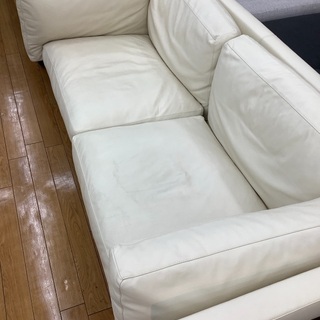【値下げしました！】ERBA(エルバ) 3人掛けソファー　アイボリー　レザー　幅203cm 高さ66cm 奥行92cm