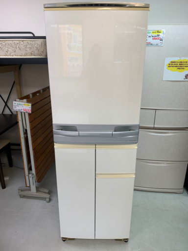 【リサイクルサービス八光　田上店　安心の1か月保証　配達設置ok】シャープ SHARP SJ-PV40J-W [冷蔵庫 401L 4ドア]　2005年製