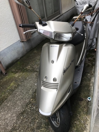 スズキアドレスV100