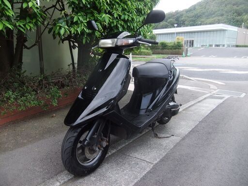 スズキ　アドレスV100　人気の2サイクル　中古実動車　バッテリー新品交換済み　タイヤ前後ほぼ新品同様　ナンバー登録書類有