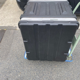 SKB ラックケースとエフェクターボード・パワーサプライの複合ケース