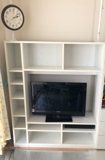 32インチテレビ\u0026テレビボード\u0026転倒防止突っ張り棒