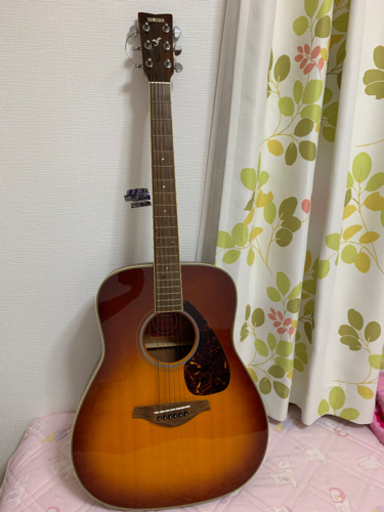 ギター　YAMAHAのFG720S
