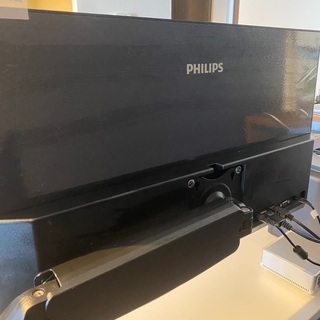 値下げしました！【ほぼ新品】PHILIPS 液晶ディスプレイPCモニター