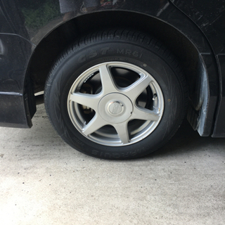 15インチ195の65ホイールタイヤセット2本、新古