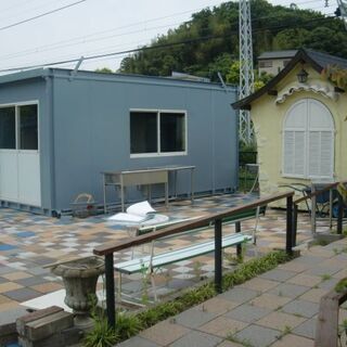 ユニットハウス　コンテナハウス　仮設　事務所　店舗　８坪ハウス　住宅　激安販売中　タイニーハウス