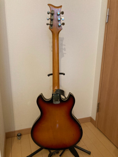 値下げ　teisco EP-2T セミホローエレキギター　ストラップ、ギタースタンド付き　シリアルno有 値下げ teisco EP-2T セミホローエレキギター ストラップ、ギター