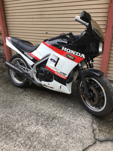 ホンダ　VT250FEインテグラ  レストアベース、部品取り車