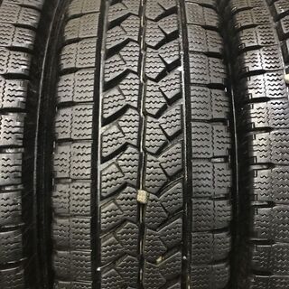 BS BLIZZAK W979 205/85R16 117/115L LT 16インチ トラックタイヤ