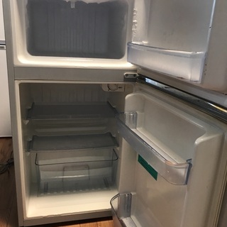 ハイアール97Lの冷凍冷蔵庫譲ります。