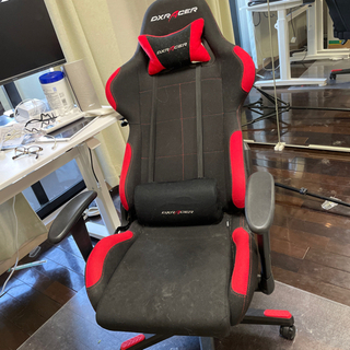 ゲーミングチェア　DXRACER