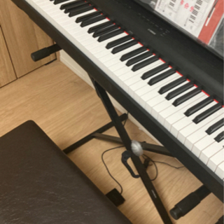 【ネット決済】直接引取　YAMAHA P-125B スタンド椅子...