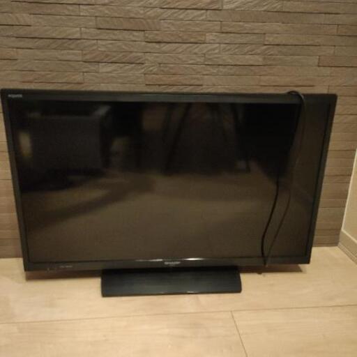 テレビ　AQUOS　３２型