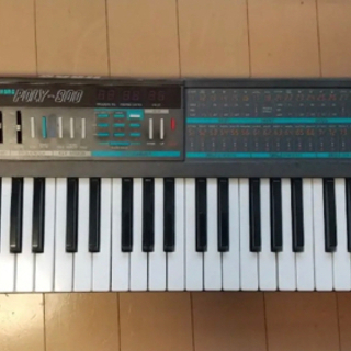 美品　KORG キーボード POLY-800 ハードケース、AC...