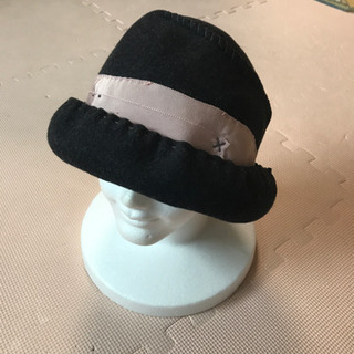 【ネット決済】Ca4La 個性的なトーク帽　“バラ色の帽子”