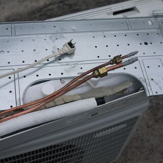 コロナ ルームエアコン CSH-N2215R 2.2kW 冷房 6～9畳 暖房 6～7 冷暖房 Nシリーズ 内部乾燥モード搭載 動作品