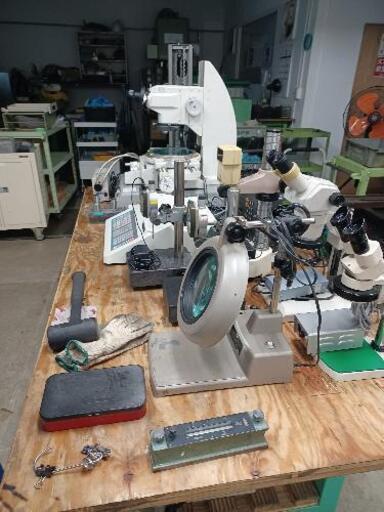 機械工具、バイス、顕微鏡、チェーンブロック価格はお問い合わせ下さい。ボール盤はありません。他の物はあります。