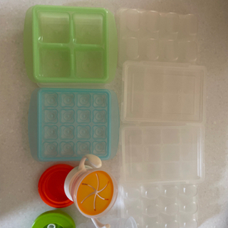 離乳食保存容器　カップ2種類
