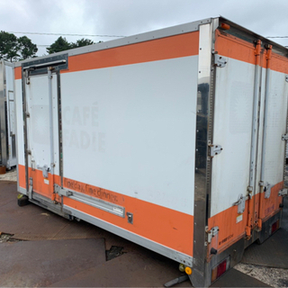 No.720 保冷バン 2t 車 アルミ 箱 バイク 倉庫 トラック コンテナ 米