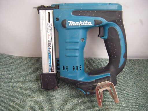 マキタ ST420D 充電タッカ 品 14.4V | noonanwaste.com