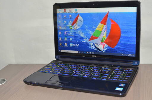 最新Windows10+office 爆速新品SSD240GB 富士通 LIFEBOOK AH56/E i5-2520M/4GB/15.6インチ/ブルーレイ/USB3.0/Webカメラ/便利なソフト多数