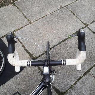 カーボン、美品、キャノンデール CANNONDALE シックス SIX 5 、 50サイズ シマノ 105 、10S カーボン ロードバイク 【抜群の安定性】