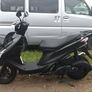 アドレスV125S　カスタム多数！社外マフラー　LED等！125cc　シグナス?