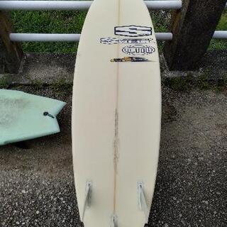 サーフィン　ショートボード5.8