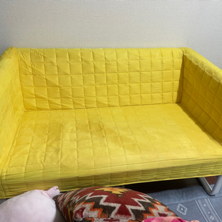IKEAで買った　組み立て家具、2人掛けのソファー