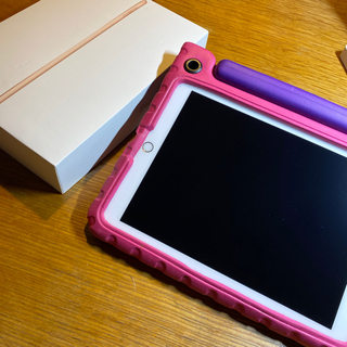 【ネット決済】iPad 第6世代　32ギガ　 Wi-Fiモデル