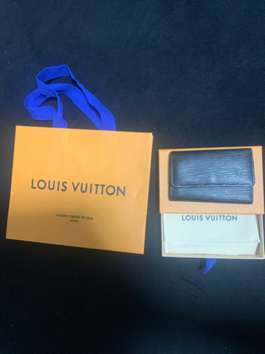VUITTON キーケース