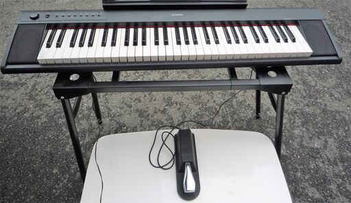 ☆ヤマハ YAMAHA NP-11 61鍵盤キーボード KEYBOARD piaggero（ピアジェーロ） スタンド付◆お家で本格練習