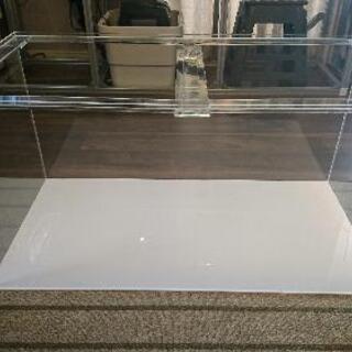 [受け渡し予定者確定]90㎝アクリル水槽(底白、厚み6㎜)、ADAガーデンマット、ガラス蓋等備品まとめ売り 受け渡し予定者確定]90㎝アクリル水槽(底白、厚み6㎜)、ADAガーデン