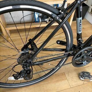 受渡完了新車❱21段変速アルミクロスバイクブラック。