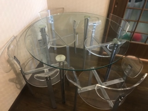 円状ガラスダイニングテーブル、椅子4脚セット