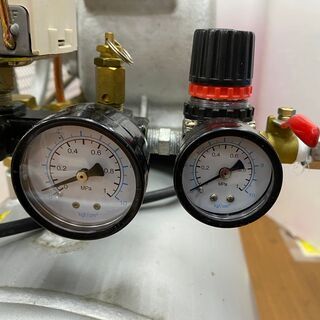 CROWN クラウン 名古屋チップ工業 A-60 コンプレッサ 常圧 100V 50/60Hz 900W タンク容量60L CROWN クラウン 名古屋チップ工業 A-60 コンプレッサ 常圧 100V 50
