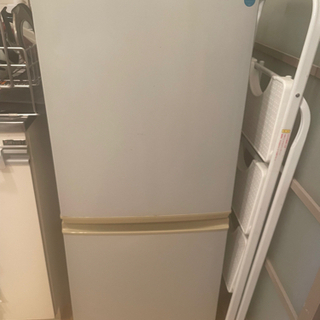 【無料】一人暮らし用冷蔵庫　SHARP SJ-KD14 135l