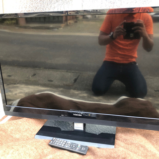 TOSHIBA REGZA 37A2 2011年製 液晶カラーテレビ 東芝 37型 リモコン付 動作