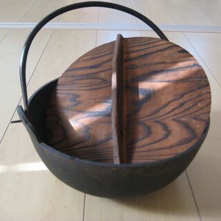 鉄製煮込み鍋