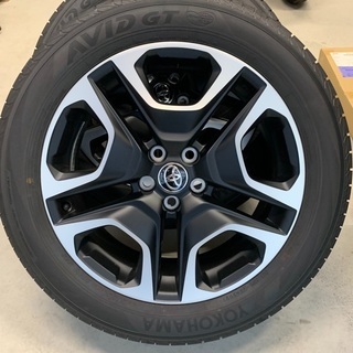 トヨタ　RAV4 アドベンチャー　新車外し235 55 19