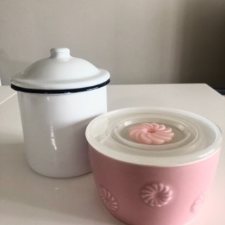 食品保存容器×2