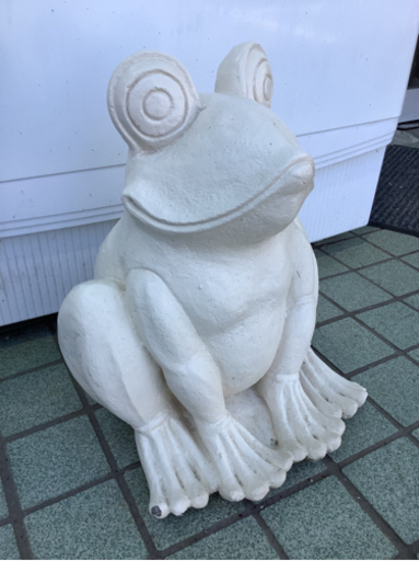蛙の置物　リサイクルショップ宮崎屋　佐土原店　21.8.25F