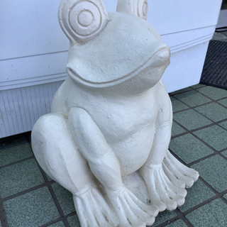 蛙の置物　リサイクルショップ宮崎屋　佐土原店　21.8.25F