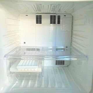 冷蔵庫　SHARP SJ-23W-N 2013年製　シルバー　2ドア　228L　ナノ低温脱臭触媒　キッチン　料理　住まい